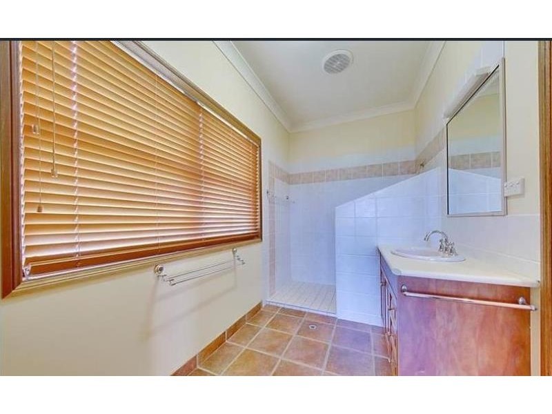 7 Samoa Street, Pacific Heights QLD 4703